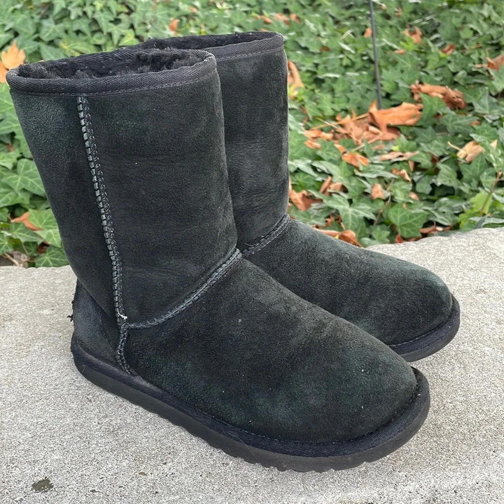 UGG classic short boots